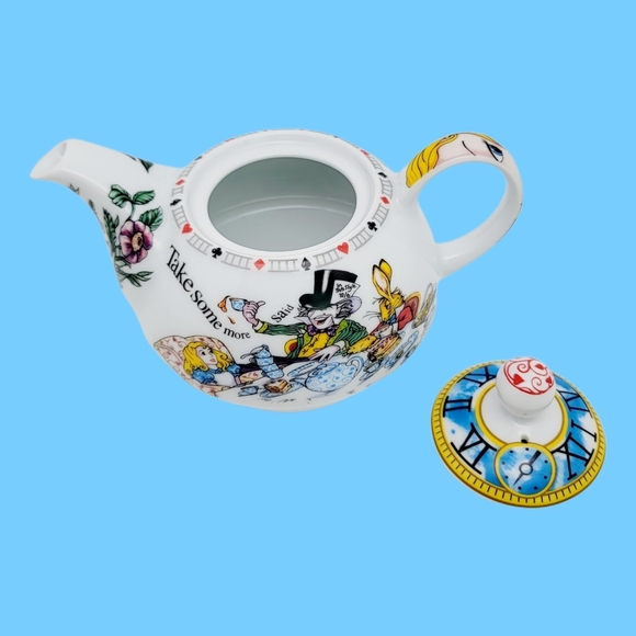Alice In Wonderland Cafe Ceramic Tea Pot Kettle Tea for One x Paul Cardew - Picture 8 of 11